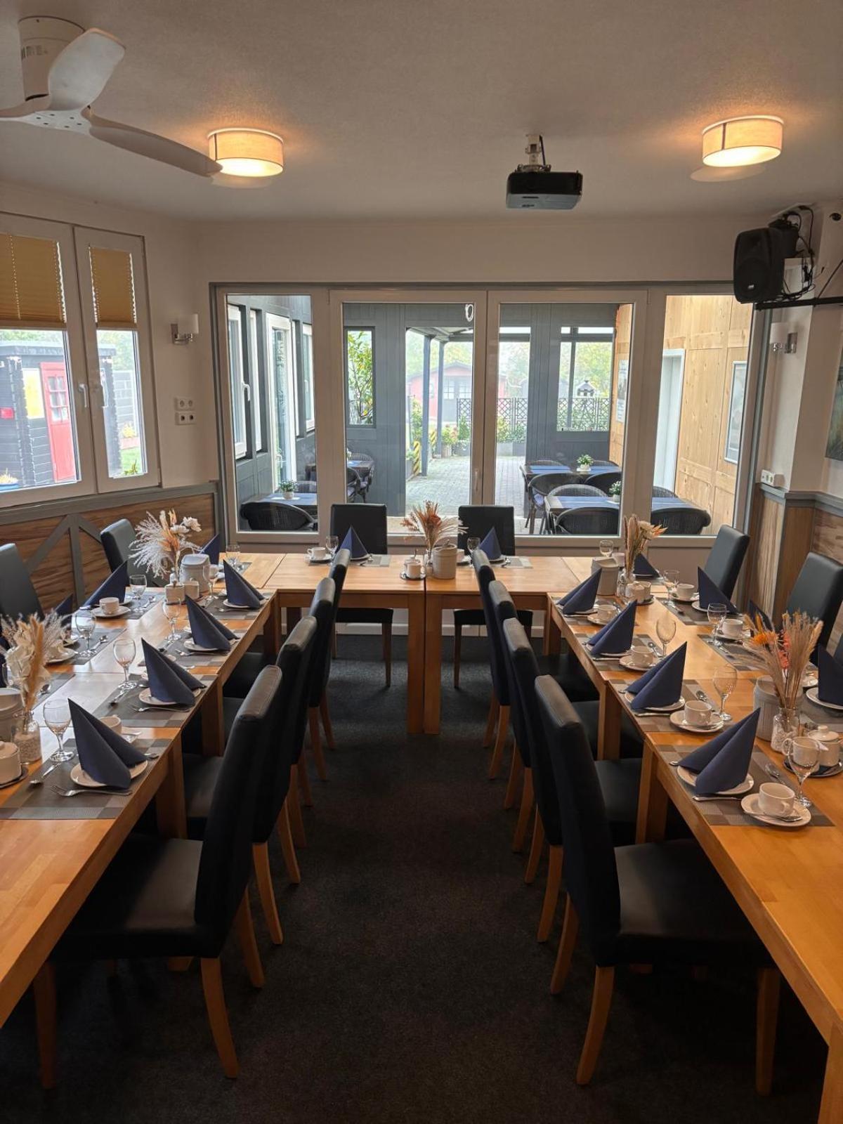 Hotel Restaurant Harrier Hof Brake  Zewnętrze zdjęcie